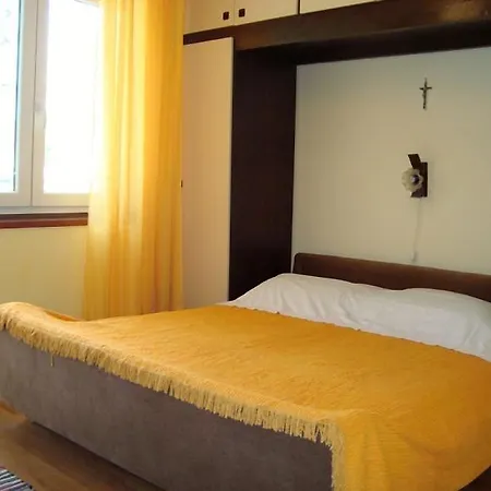 Marija Krok バスカ